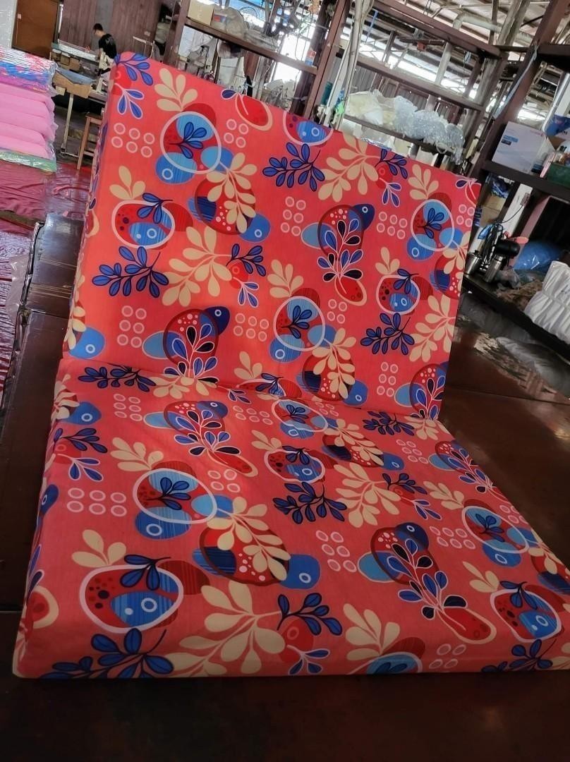 4" Foldable single size Foam mattress, Foam density 2426.made in