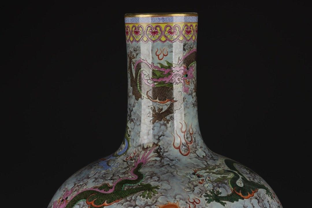 清乾隆年間珐琅彩描金龙纹天球瓶, 興趣及遊戲, 收藏品及紀念品, 古董 
