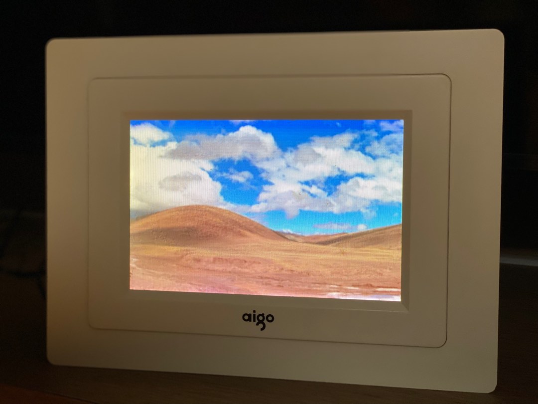 aigo Digital Photo Frame A395+, Photography, Photography Accessories