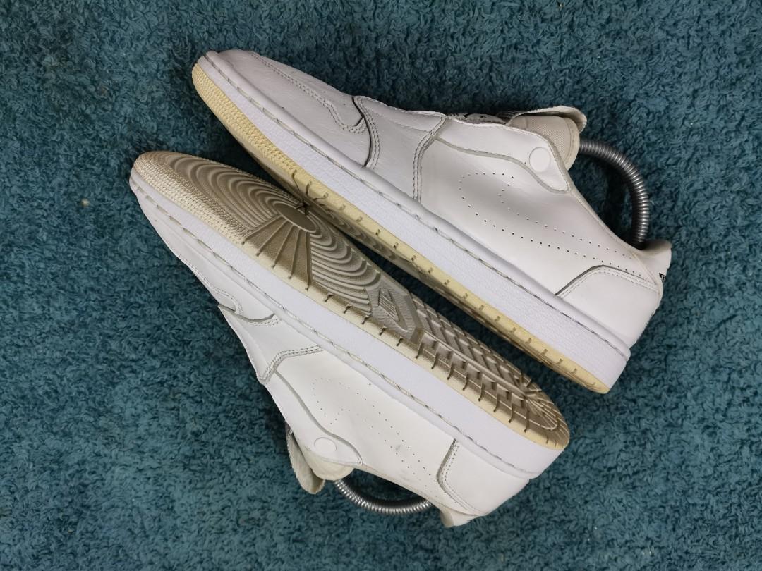 air jordan 1 retro low slip white