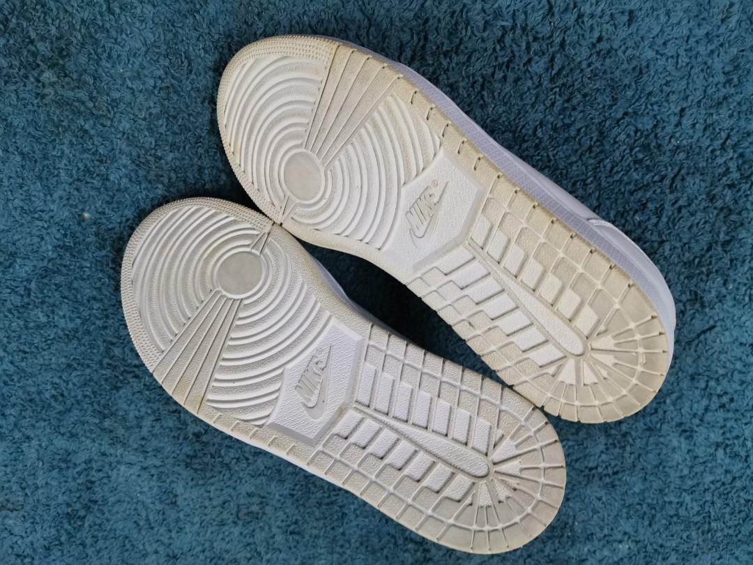 air jordan 1 retro low slip white