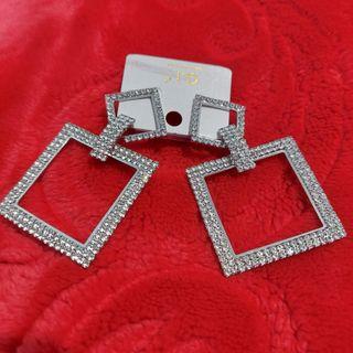 AKSESORIS MODEL TERBARU