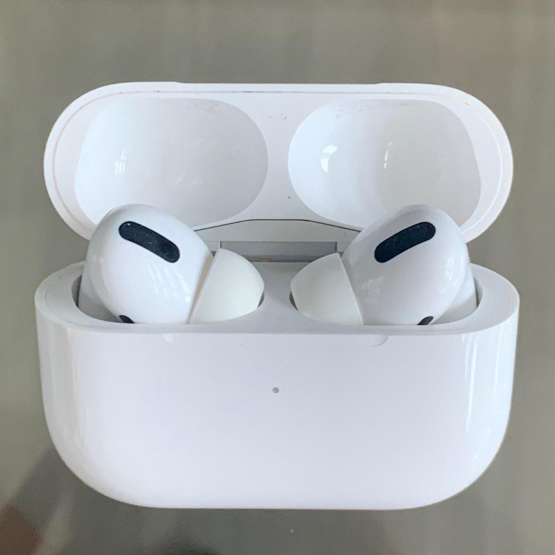 Apple Airpods Pro 1st Gen, Audio, Earphones on Carousell