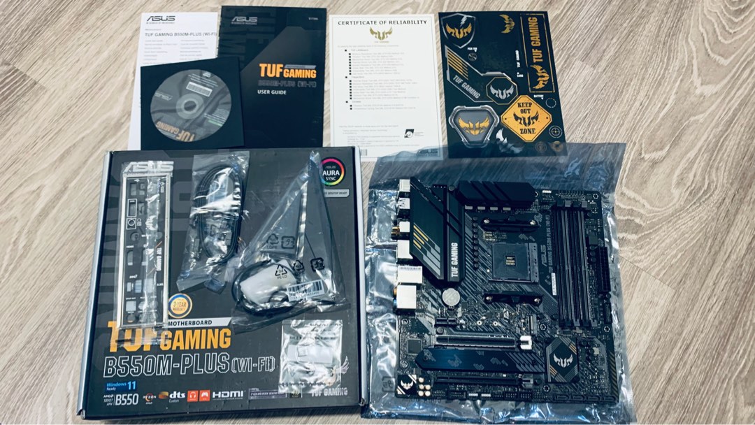 ASUS TUF B550M WIFI 6 AMD MOTHERBOARD, Computers & Tech, Parts