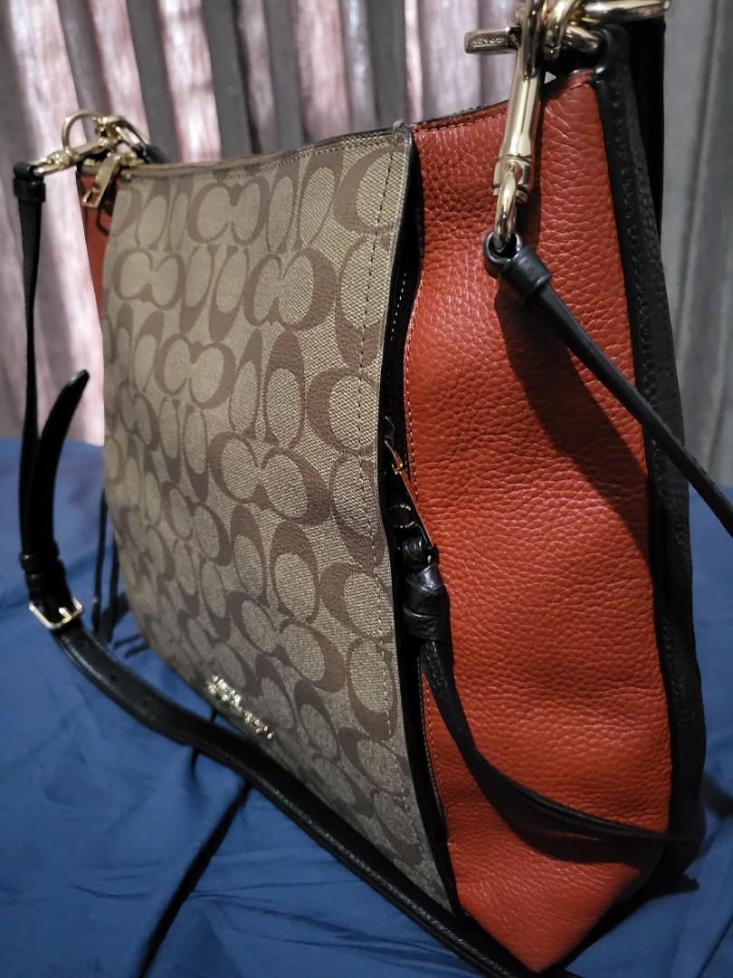 Marlon hobo 2025 in signature canvas