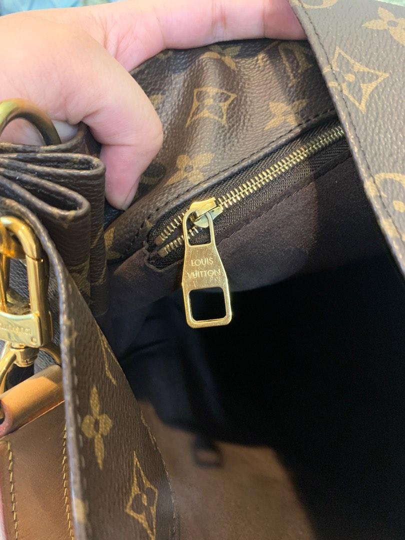 Louis Vuitton Metis Hobo – Closet Connection Resale