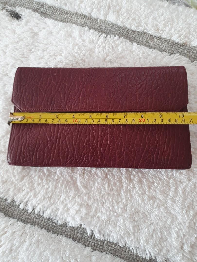 Authentic walrus skin crossbody, Luxury, Bags & Wallets on Carousell