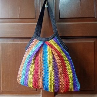 (Category: ) located in . Submitted by happywigles (Listing ID 1190158550, Image 1). Description: .