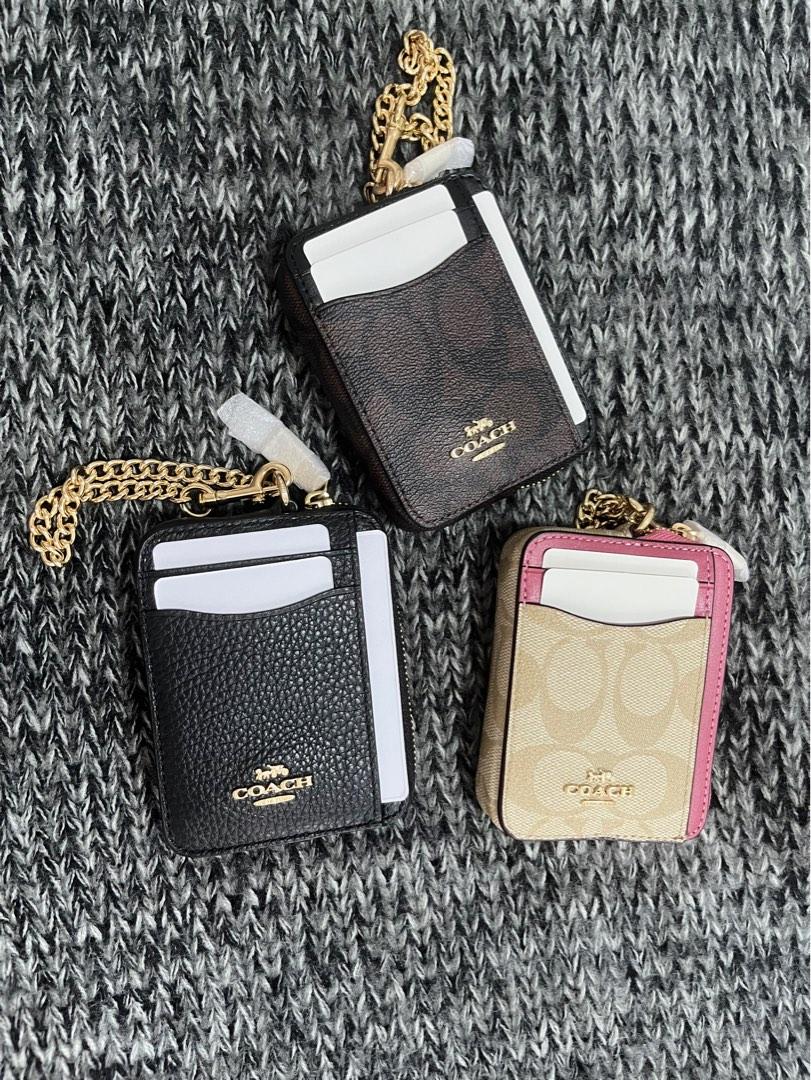 Coach Zip Card Case In Signature Canvas, Women's Fashion, Bags
