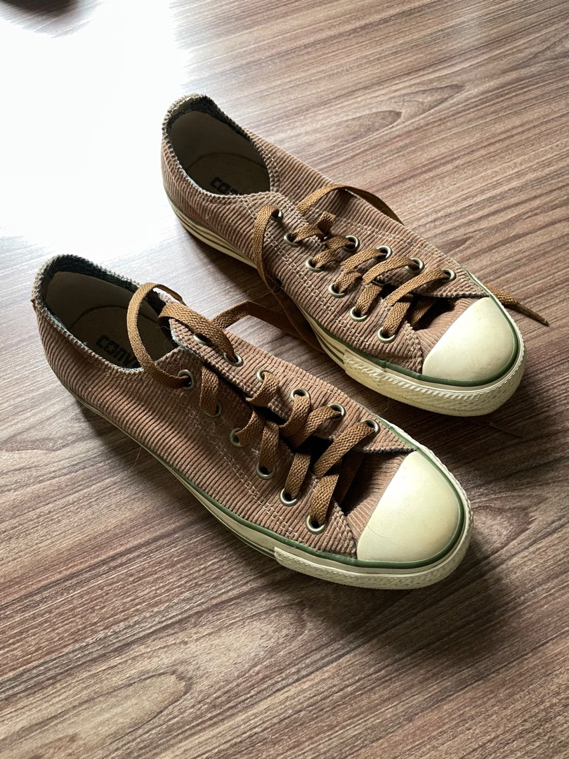 Converse online corduroy shoes