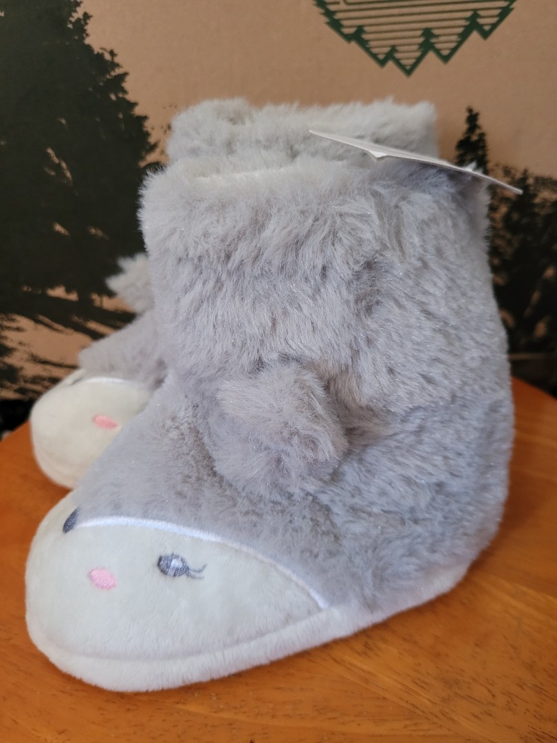 Baby fur boots