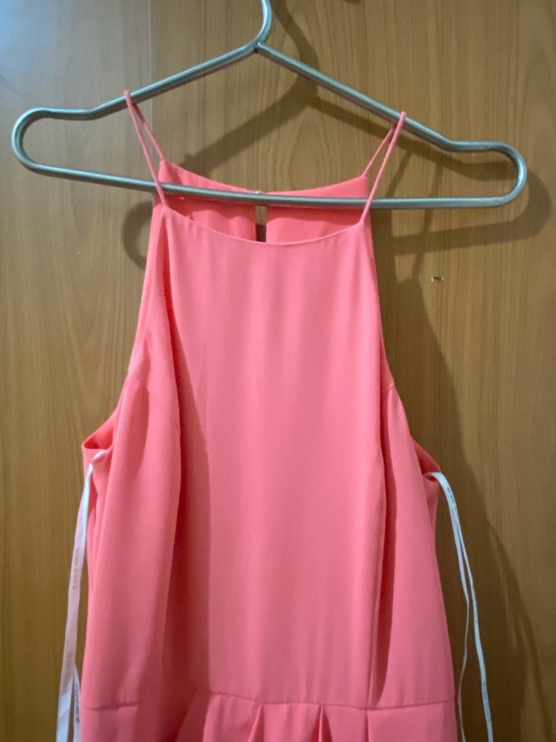 Ever New salmon pink long gown (Category: Evening dresses & gowns) located in Quezon City. Submitted by malassezia (Listing ID 1190242506, Image 3). Description: Best fits XS-S frames, worn once :) this dress has a really nice front slit with a just-right height no when worn photos available .