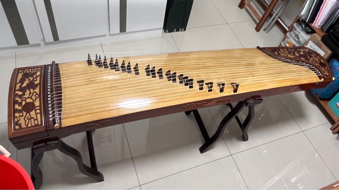 Guzheng, Hobbies & Toys, Music & Media, Musical Instruments on Carousell