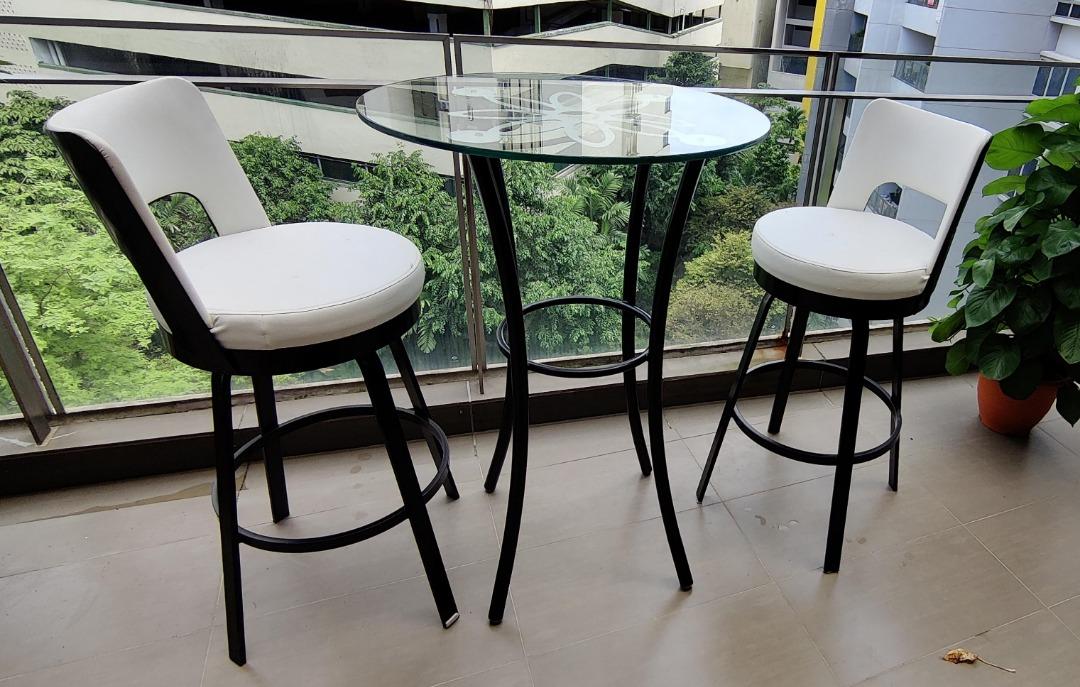 High glass table and 2 high chairs, Furniture & Home Living, Furniture