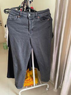 H&M Mom Jeans / Black