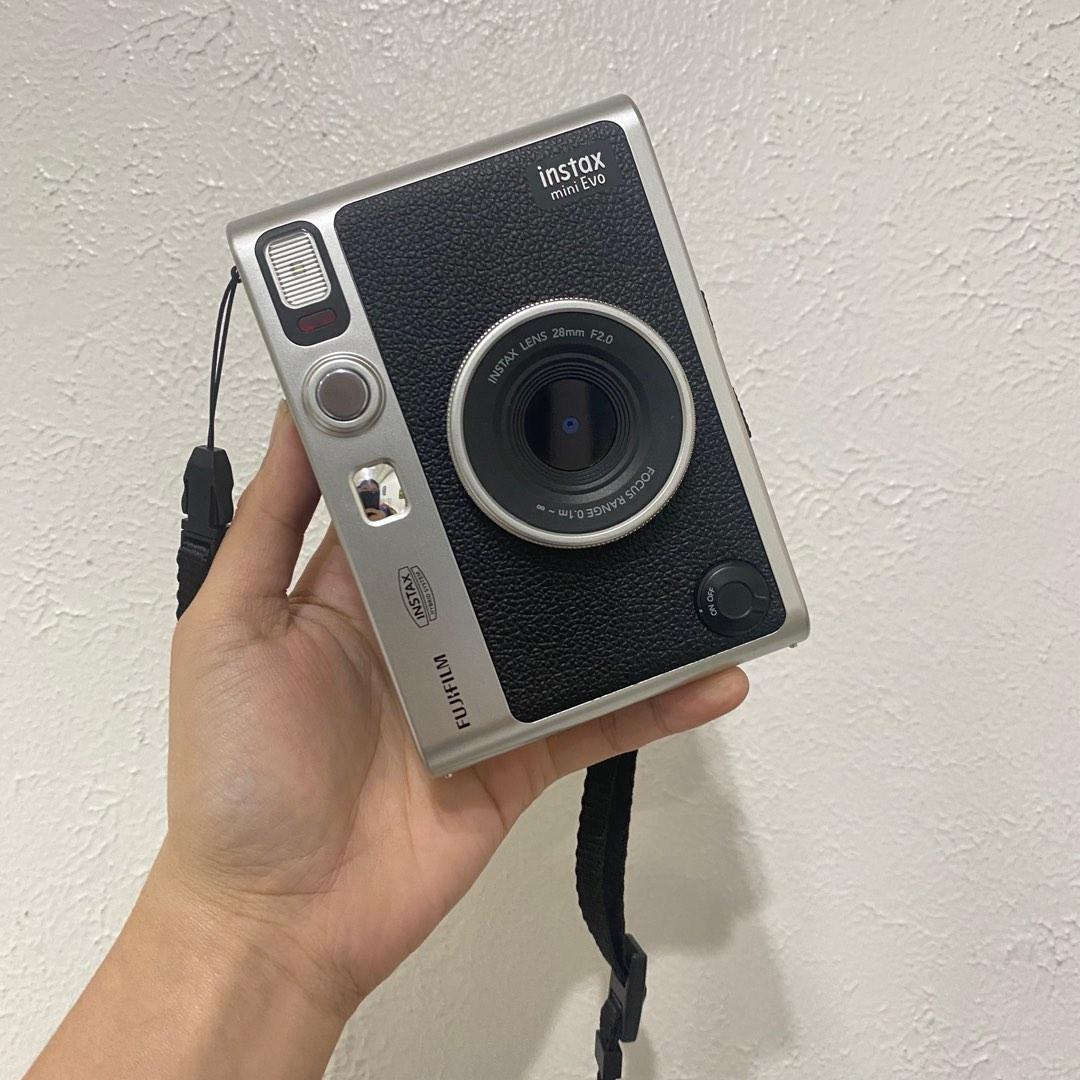 INSTAX MINI EVO, Photography, Cameras on Carousell