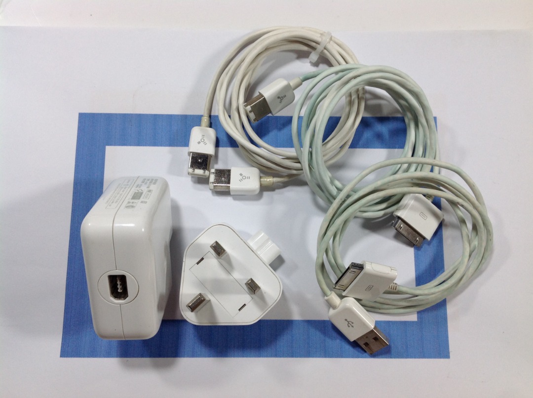 ipod classic firewire charger & cables 5, Audio, Portable Music