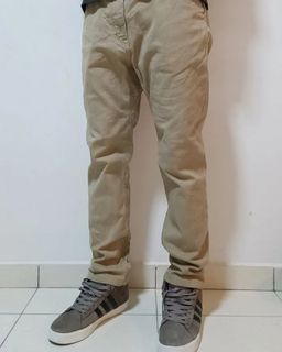 (Category: ) located in . Submitted by streetstylish.co (Listing ID 1190209789, Image 1). Description: .