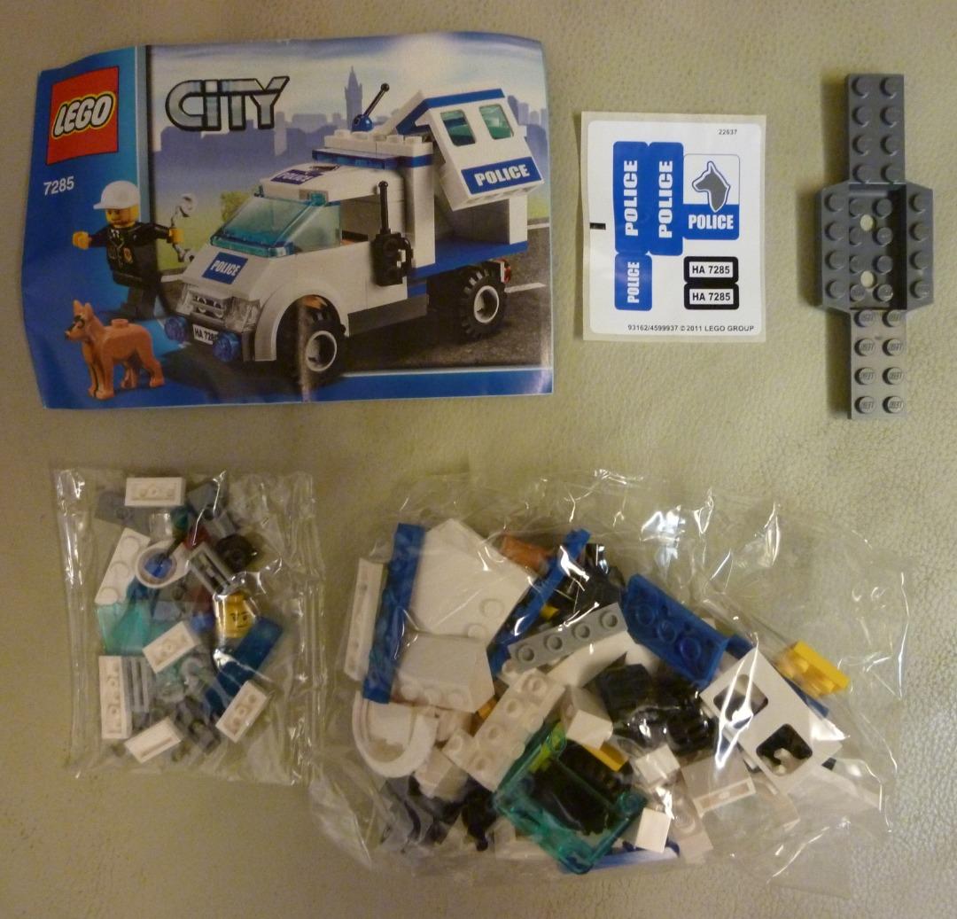 LEGO City 7285 Police Dog Unit (全新沒盒內袋未開與7744 60008 60009