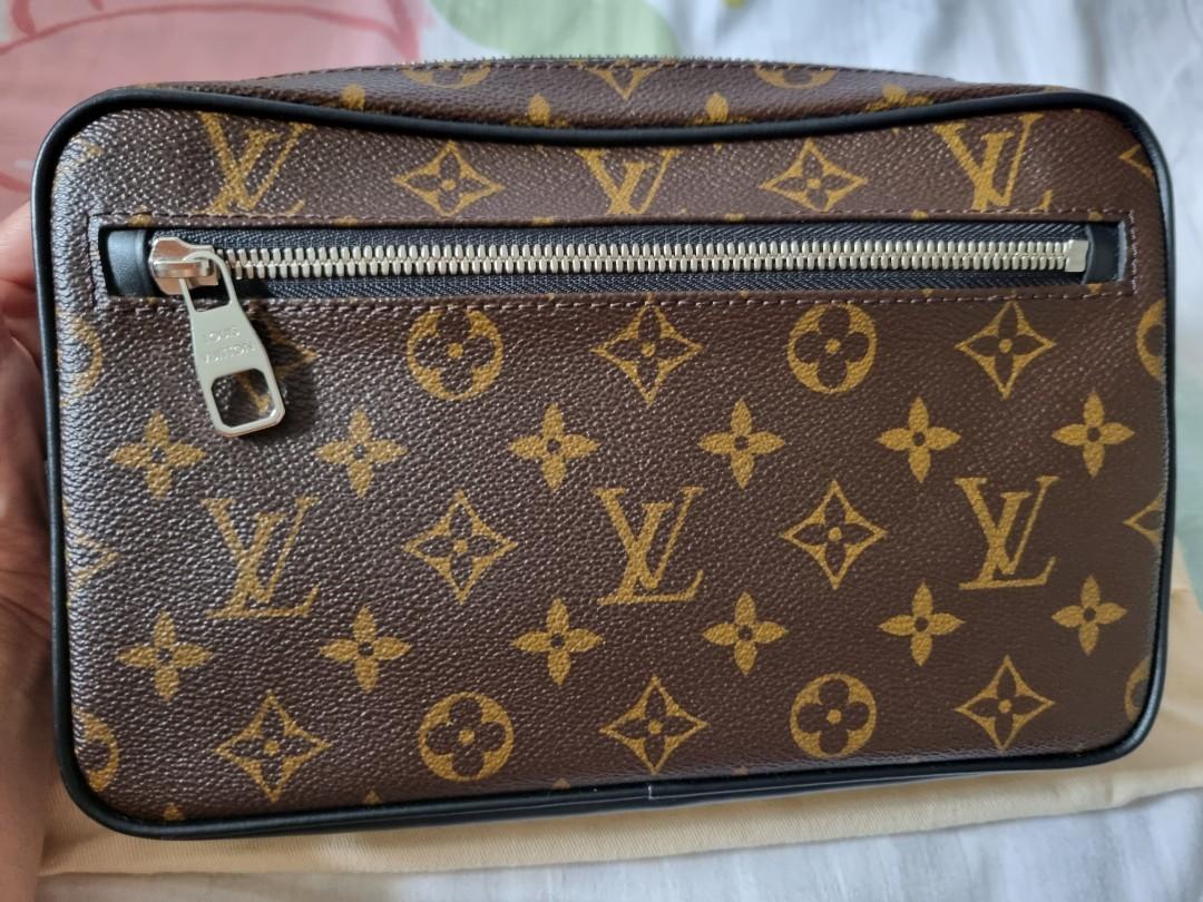 LV Louis Vuitton M63536 Coin Purse - Monogram Eclipse, Luxury, Bags &  Wallets on Carousell