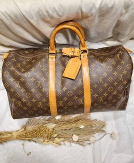 (Category: ) located in . Submitted by premiumluxury89 (Listing ID 1190260933, Image 1). Description: .