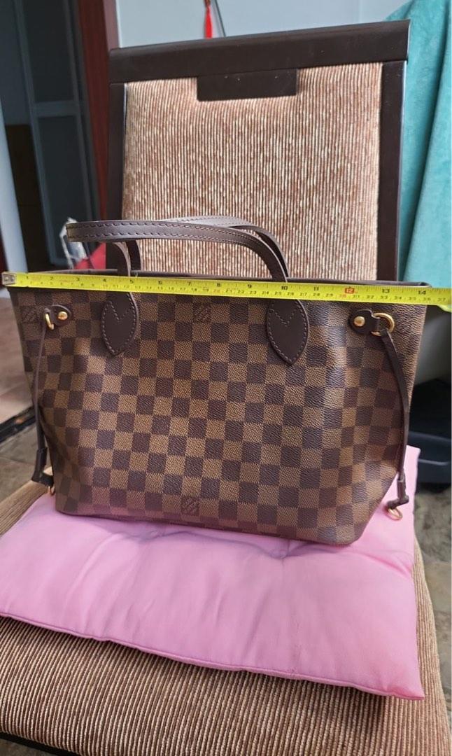 Louis Vuitton Neverfull Bag, Luxury, Bags & Wallets on Carousell