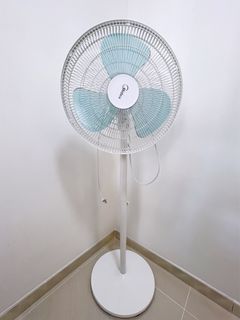 （分類：）位於 。 由 carrmenntann 提交（商品編號 1190173033，圖片 1）。簡介： 。