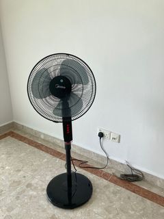 (Category: ) located in . Submitted by yingwoo (Listing ID 1190130280, Image 1). Description: .