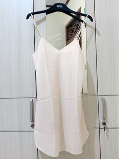 (Kategori: ) berada di . Dikirim oleh dearestpreloved (ID iklan 1190244580, Gambar 1). Deskripsi: .