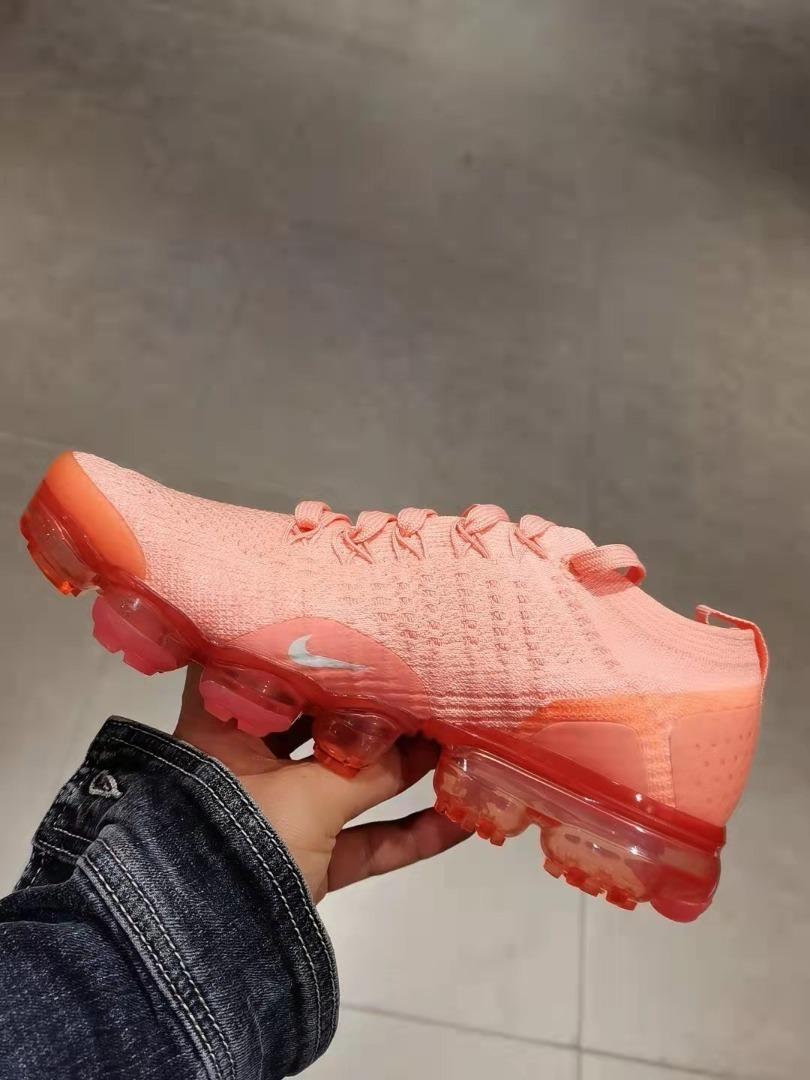 Nike vapormax crimson pulse store