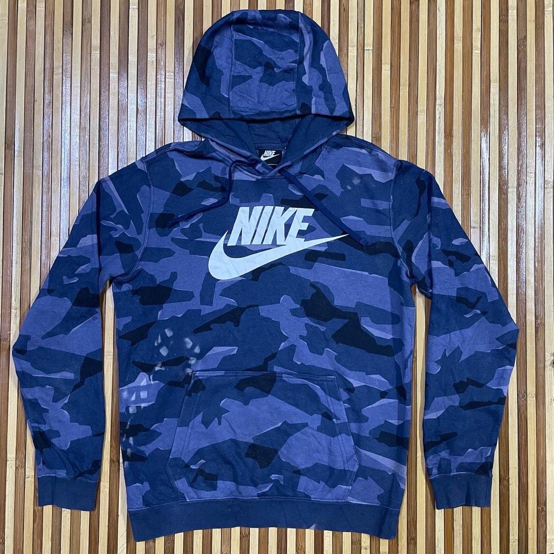 NIKE CAMO HOODIE L Men s Fashion Tops Sets Hoodies on Carousell