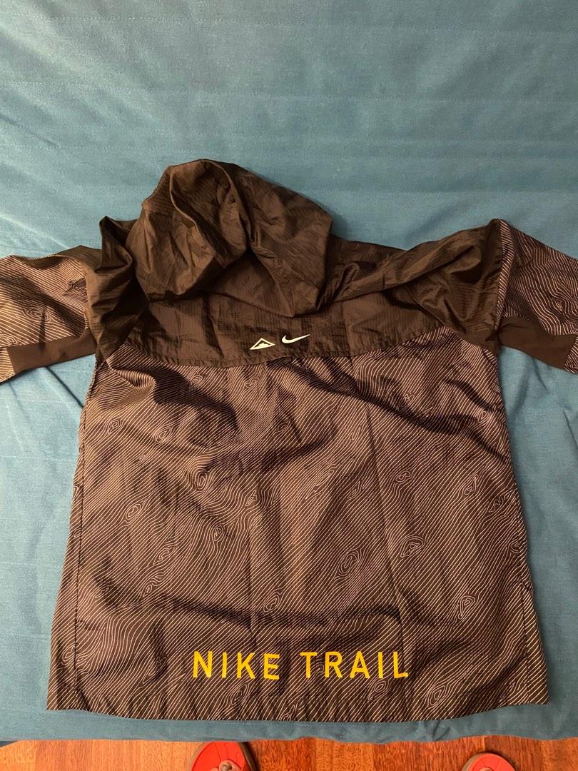 Nike trail wind clearance
