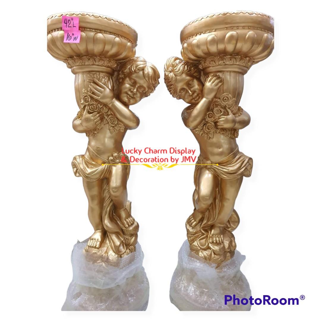Pedestal with Vase Polyresin Pair Decor, Furniture & Home Living, Home
