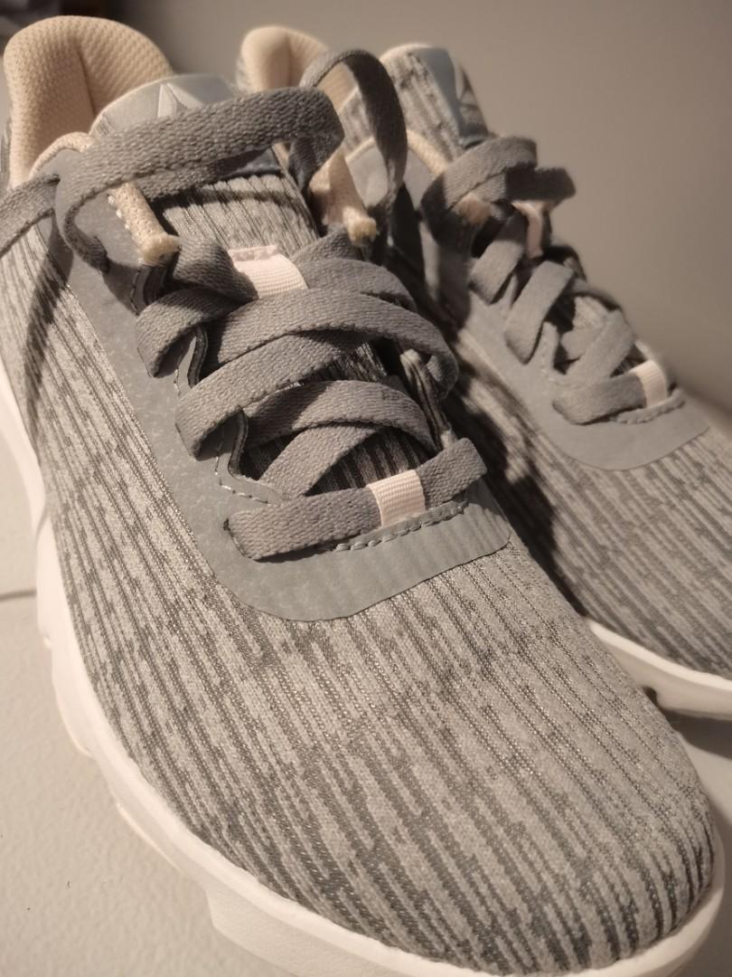 Reebok memory sales tech lt caracteristicas