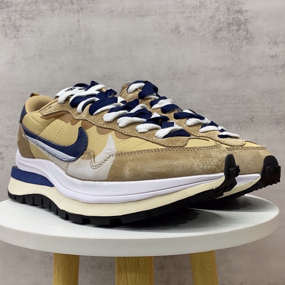 Sacai x Nike VaporWaffle 