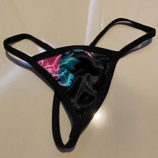 (Category: ) located in . Submitted by bajuscloset (Listing ID 1190198191, Image 1). Description: .