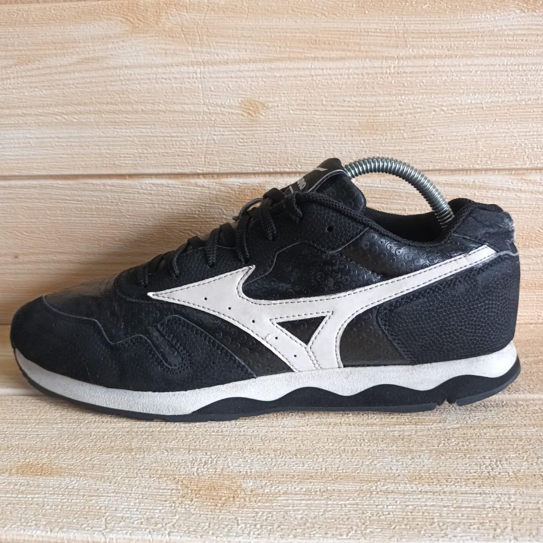 Sepatu mizuno second hotsell
