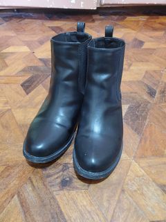 (Category: ) located in . Submitted by Crizpreloved (Listing ID 1190136278, Image 1). Description: .