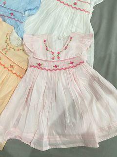 Smocked dress bayi