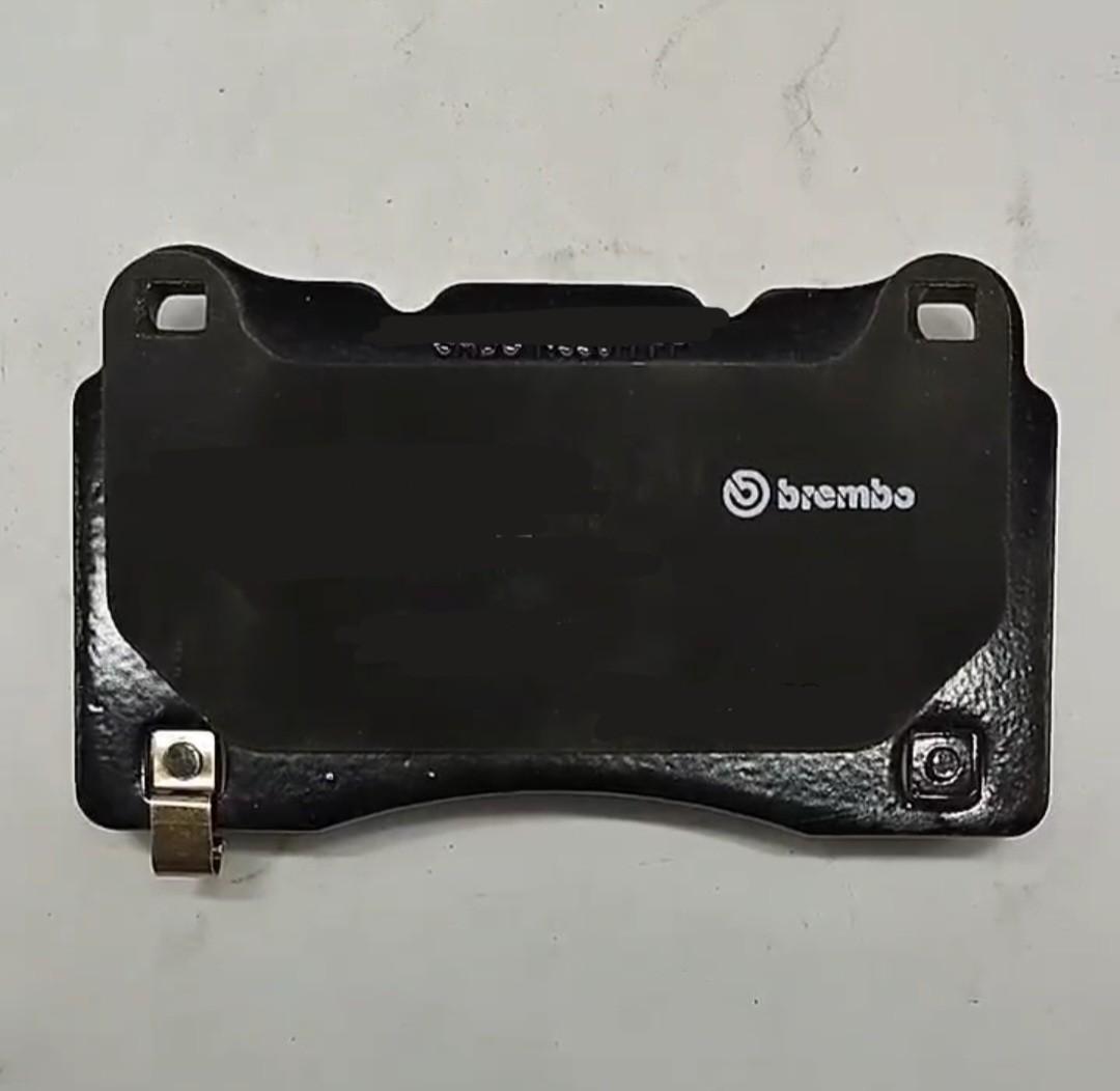 Tesla model s Brembo Oem brake pads front and rear, 汽車配件, 車軚 Carousell
