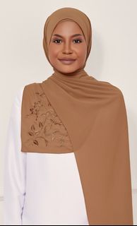 (Category: ) located in . Submitted by ummairahn (Listing ID 1190223022, Image 1). Description: .