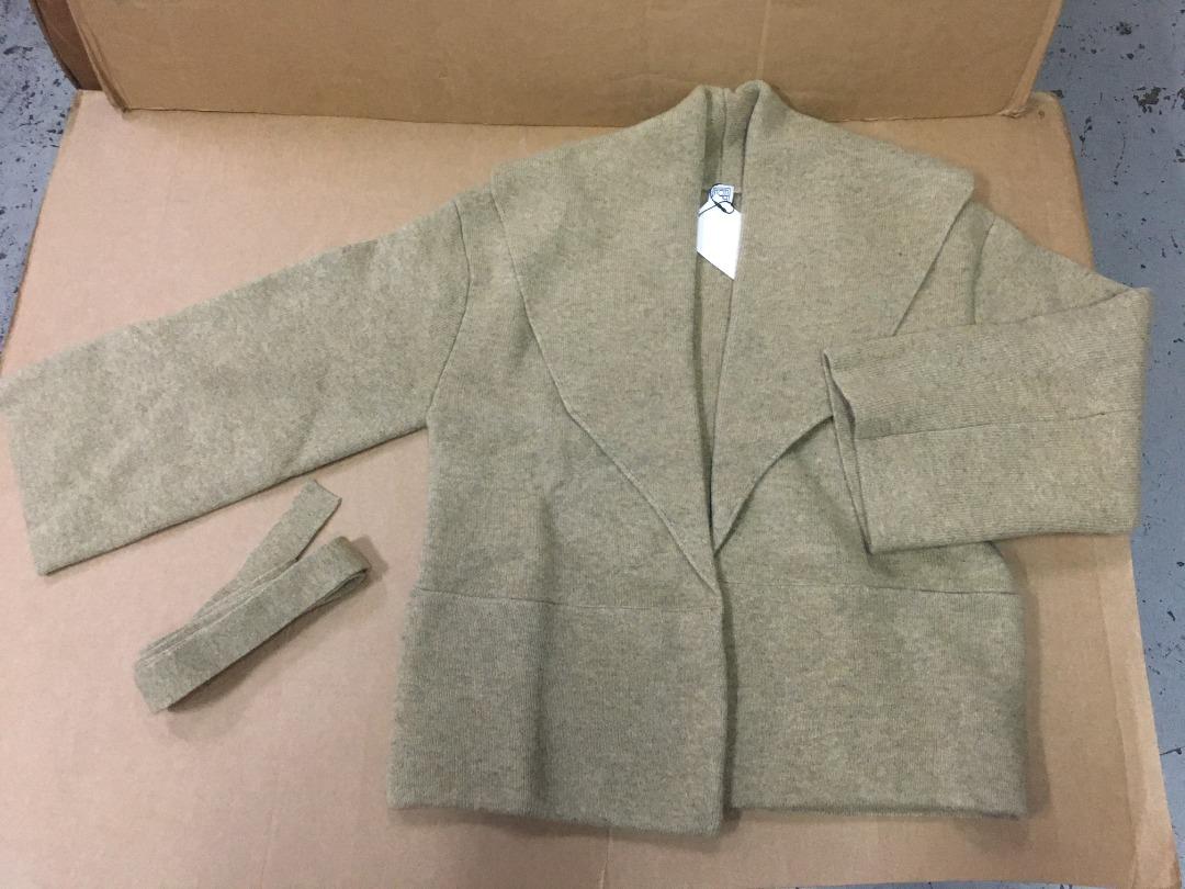 Toteme draped collar cardi jacket peanut butter Size: XXS, 女裝, 外套及戶外衣服-  Carousell