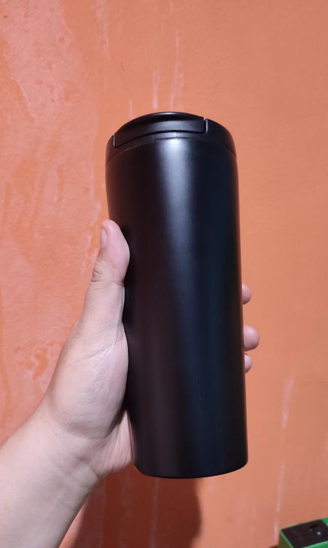 Tumbler Starbucks Hitam Classic, Kitchen & Appliances di Carousell