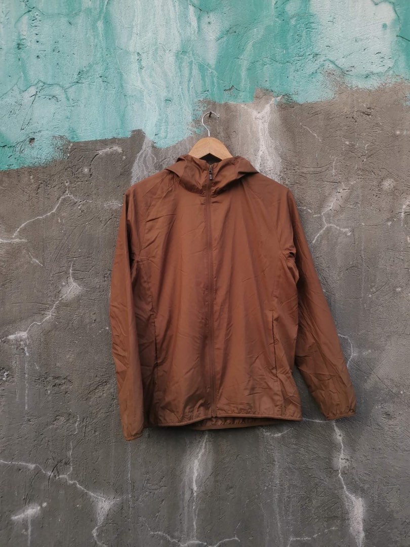 Uniqlo Packable Jacket, Women's Fashion 
