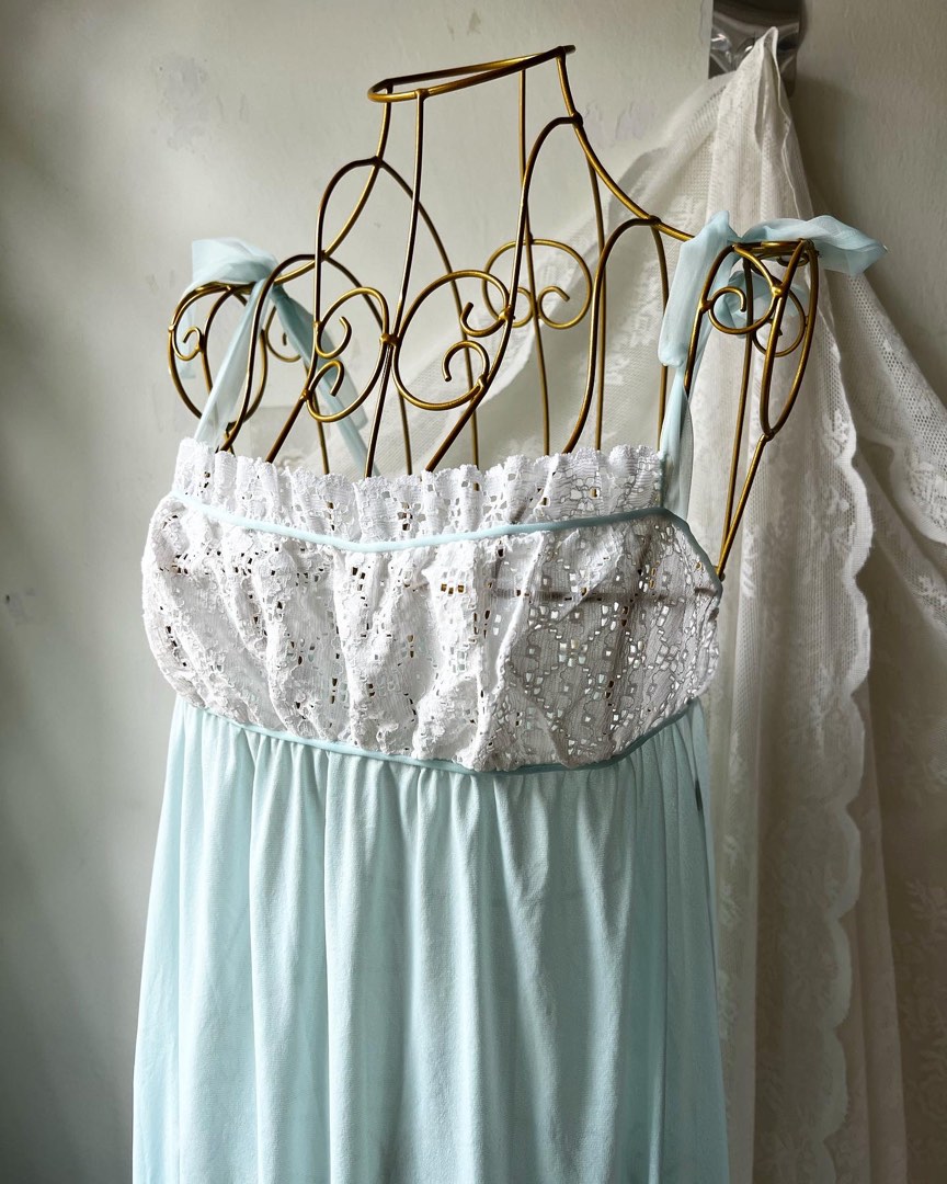 Vassarette nightgowns top
