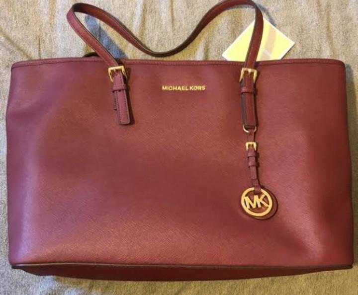Michael kors store voyager tote oxblood
