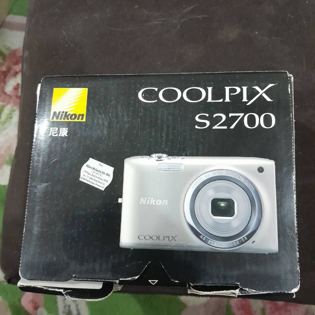 Y2k camera, Photography, Cameras on Carousell