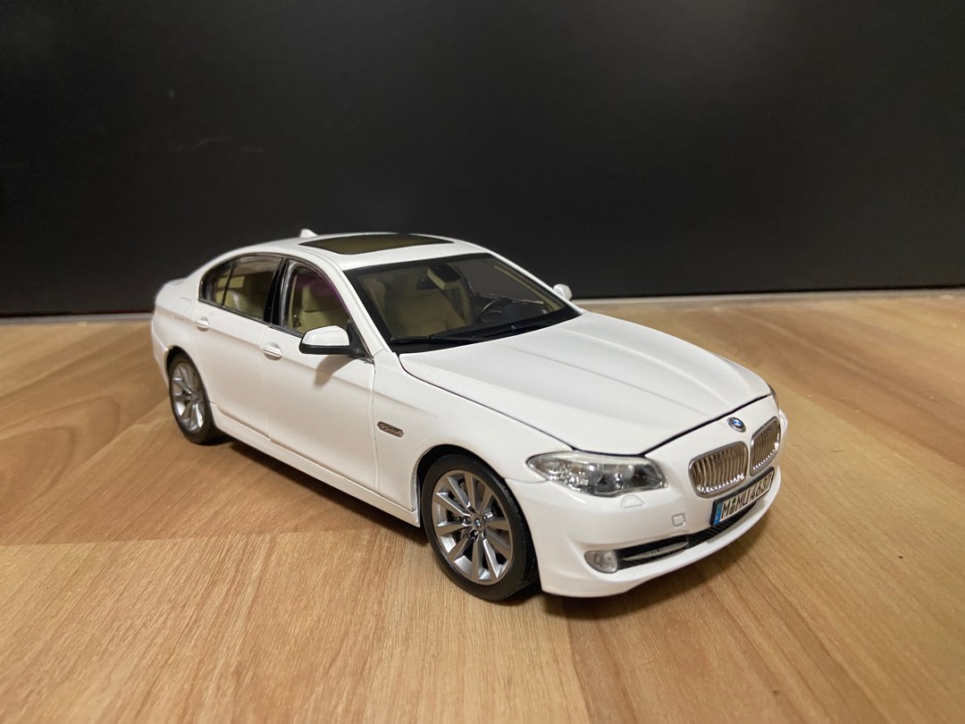 1/18 BMW 5Series 535i (F10) White by Welly (GT Autos), Hobbies & Toys, Toys & Games on Carousell