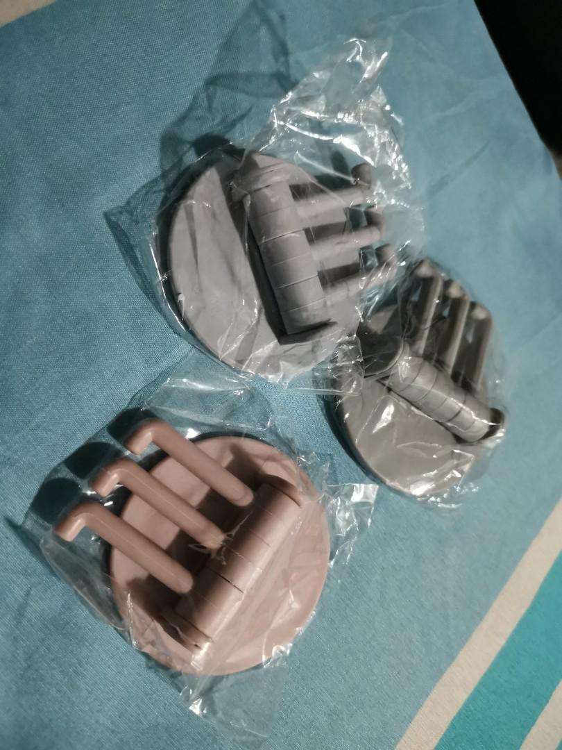3 in 1 wall hooks