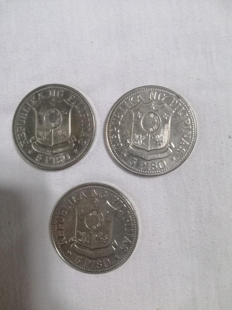 5 peso old coin (Category: Currency) located in Rizal. Submitted by gavepsalmstuff (Listing ID 1190496747, Image 2). Description: Price for attention only 2pcs 1975 1pc 1982.